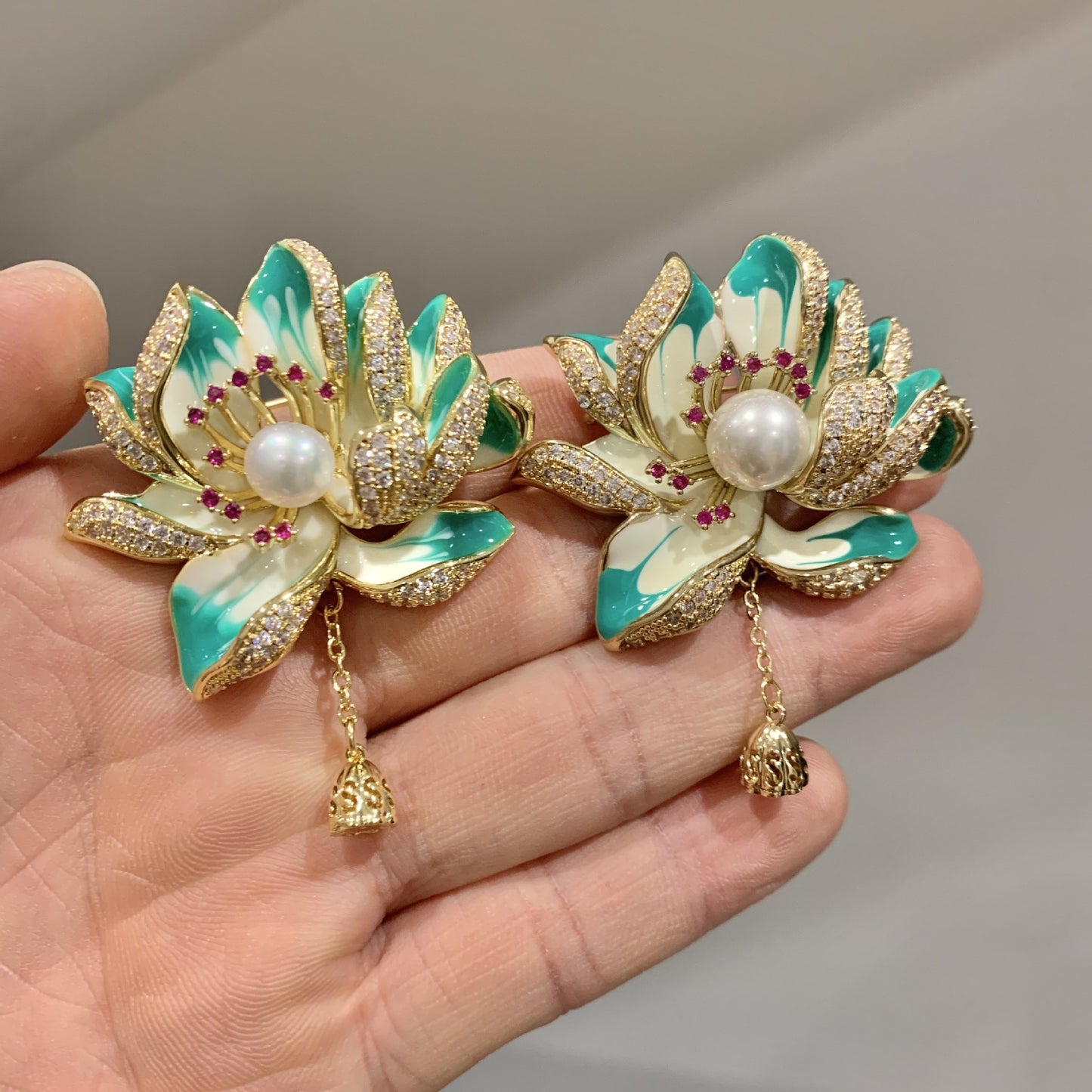 Chinese Style Natural Freshwater Pearl Lotus Brooch