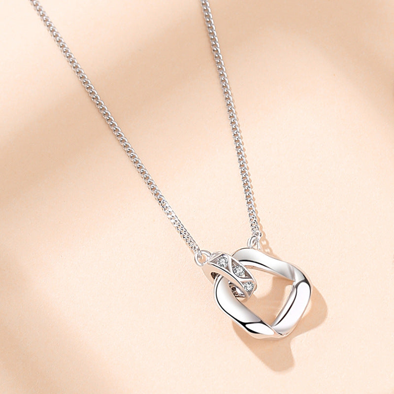 Dapaza Mobius Ring Necklace