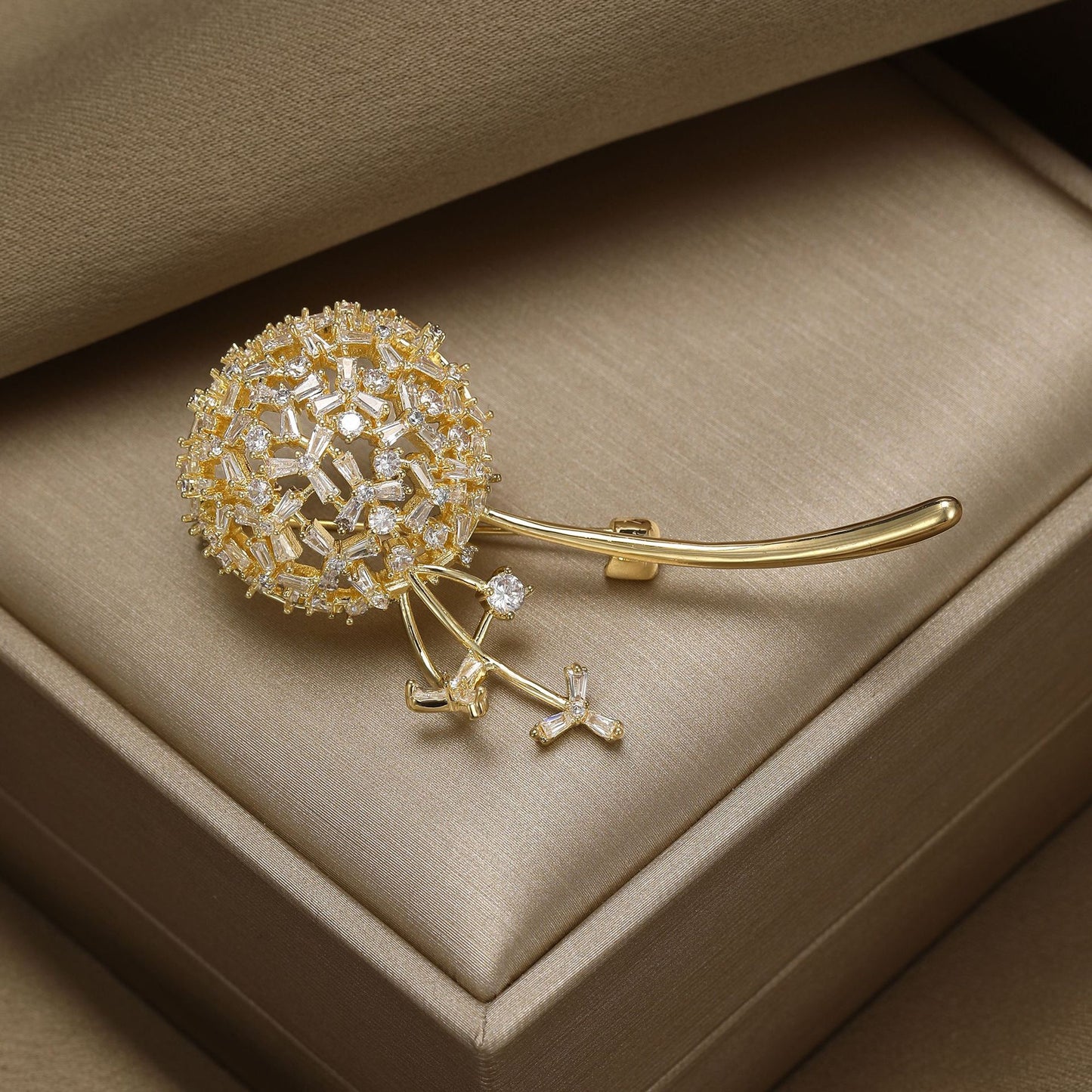 Delicate Dandelion Brooch