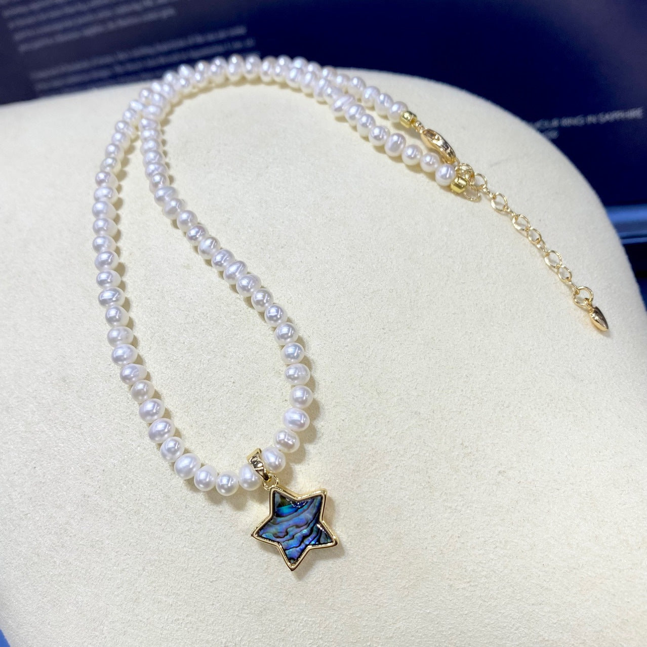 Natural Freshwater Pearl Heart Abalone Shell Pendant – Elegant Mother of Pearl Jewelry for Women