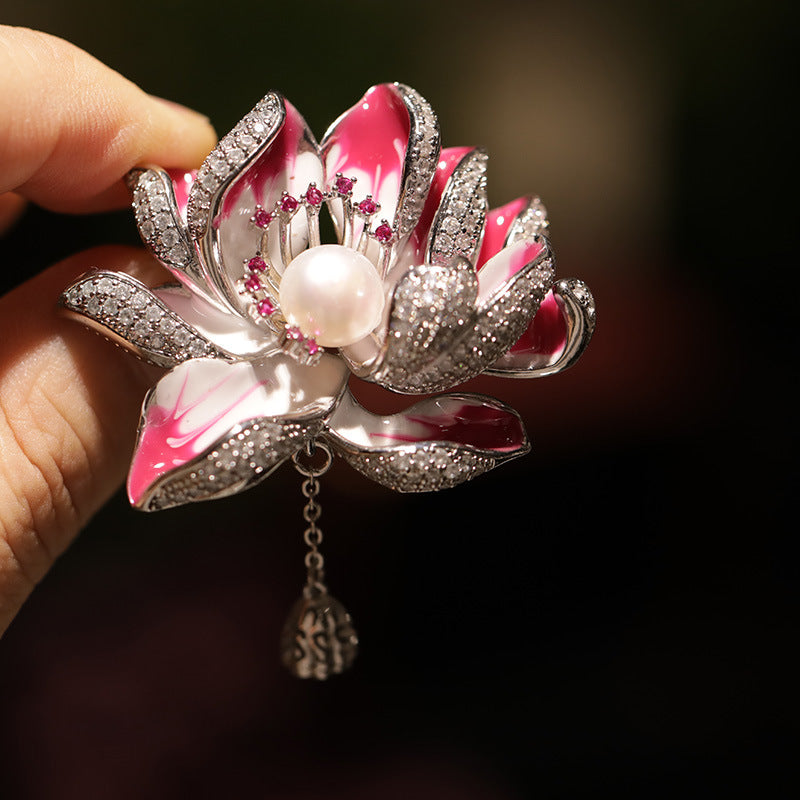 Chinese Style Natural Freshwater Pearl Lotus Brooch