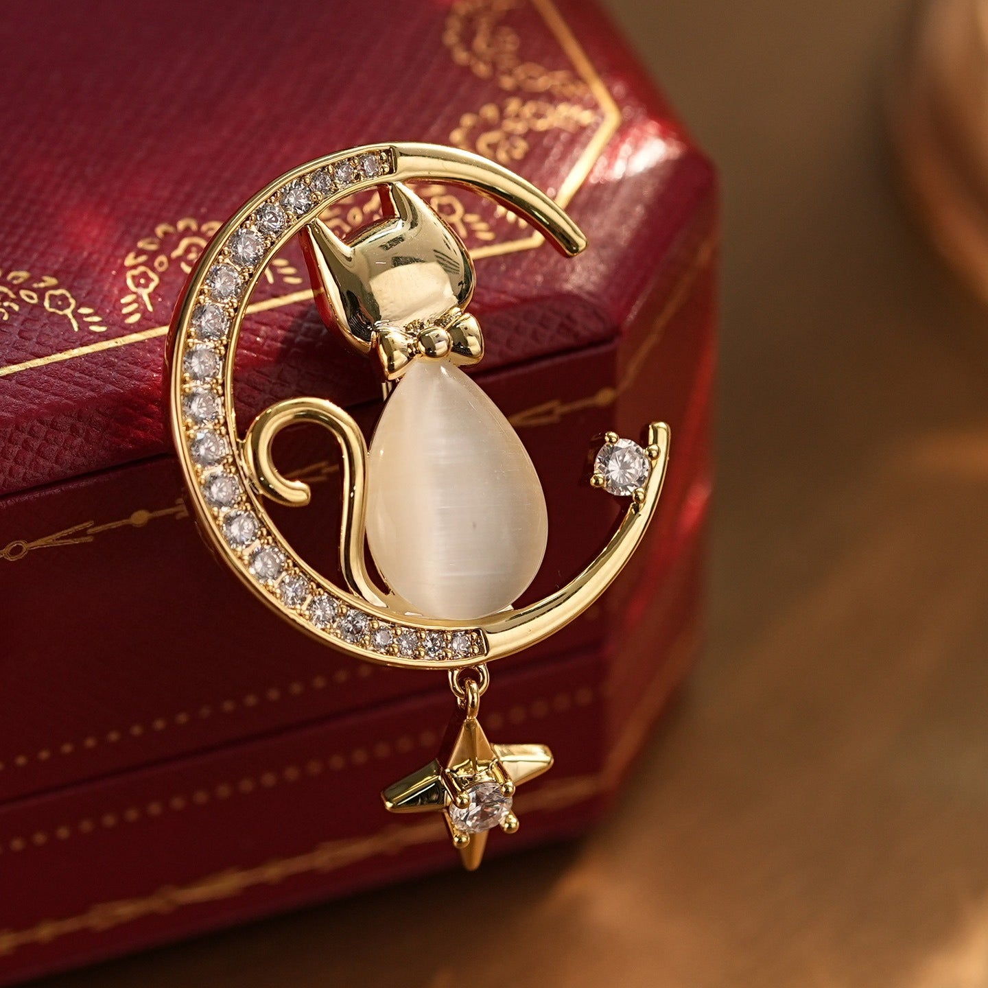 Diamond Moon Star Cat Brooch Anti-light Brooch