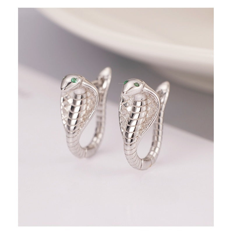 New S925 Sterling Silver Premium Cold Wind Cobra Earrings Spirit Snake Ear Buckle Male and Female Couples Ear Accessories