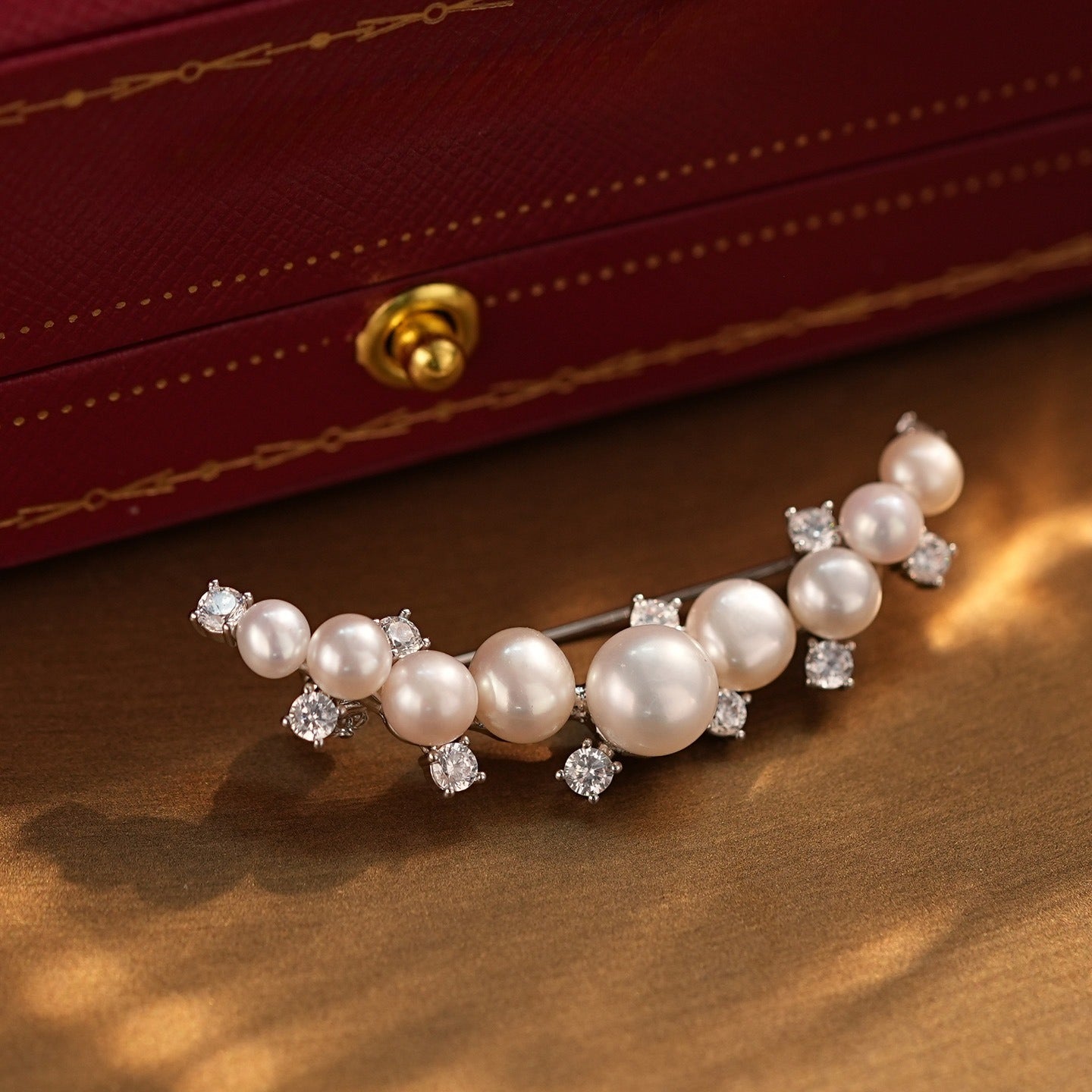 Zircon Pearl Silver Crescent Fashion Women's Coat Brooch Accessories