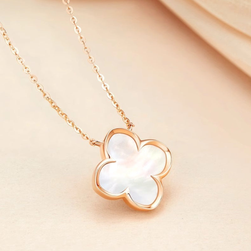 Dapaza s925 Sterling Silver Lucky Clover Necklace