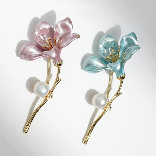 Dapaza Natural Freshwater Pearl Enamel Magnolia Brooch