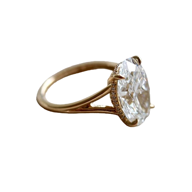 Dapaza Oval Pigeon Egg Diamond Ring