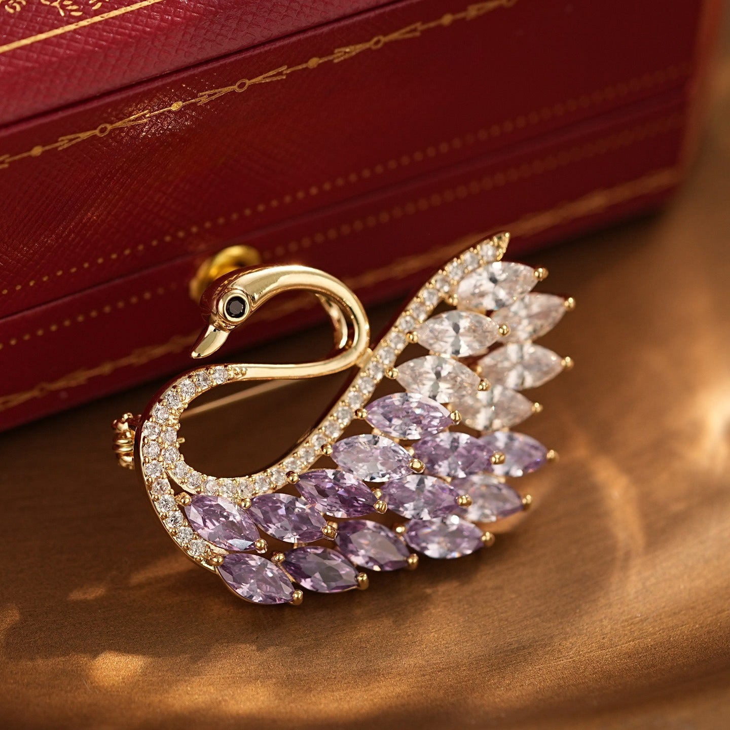 Gold Purple Color Gradual Change Crystal Swan Animal Model Versatile Coat Brooch Women