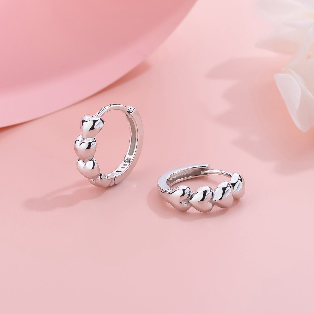 Dapaza 925 Sterling Silver Love Circle Earrings