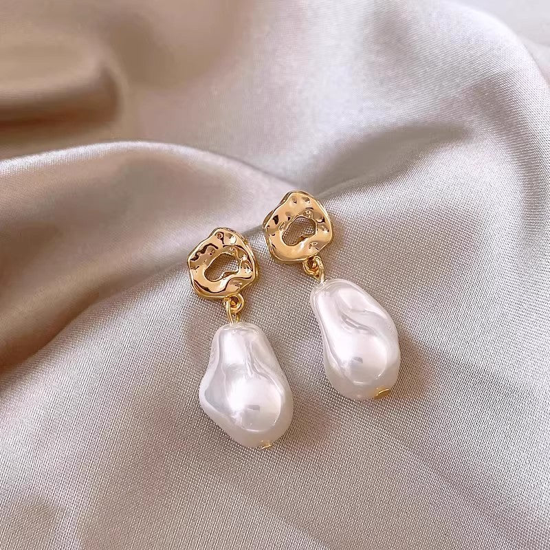 Dapaza Irregular Baroque Natural Large Pearl Stud Earrings