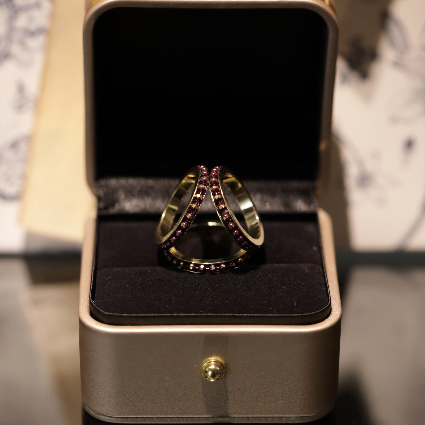 Color Crystal Three-ring Silk Scarf Buckle, Diamond-set Fashionable and Simple Accessories