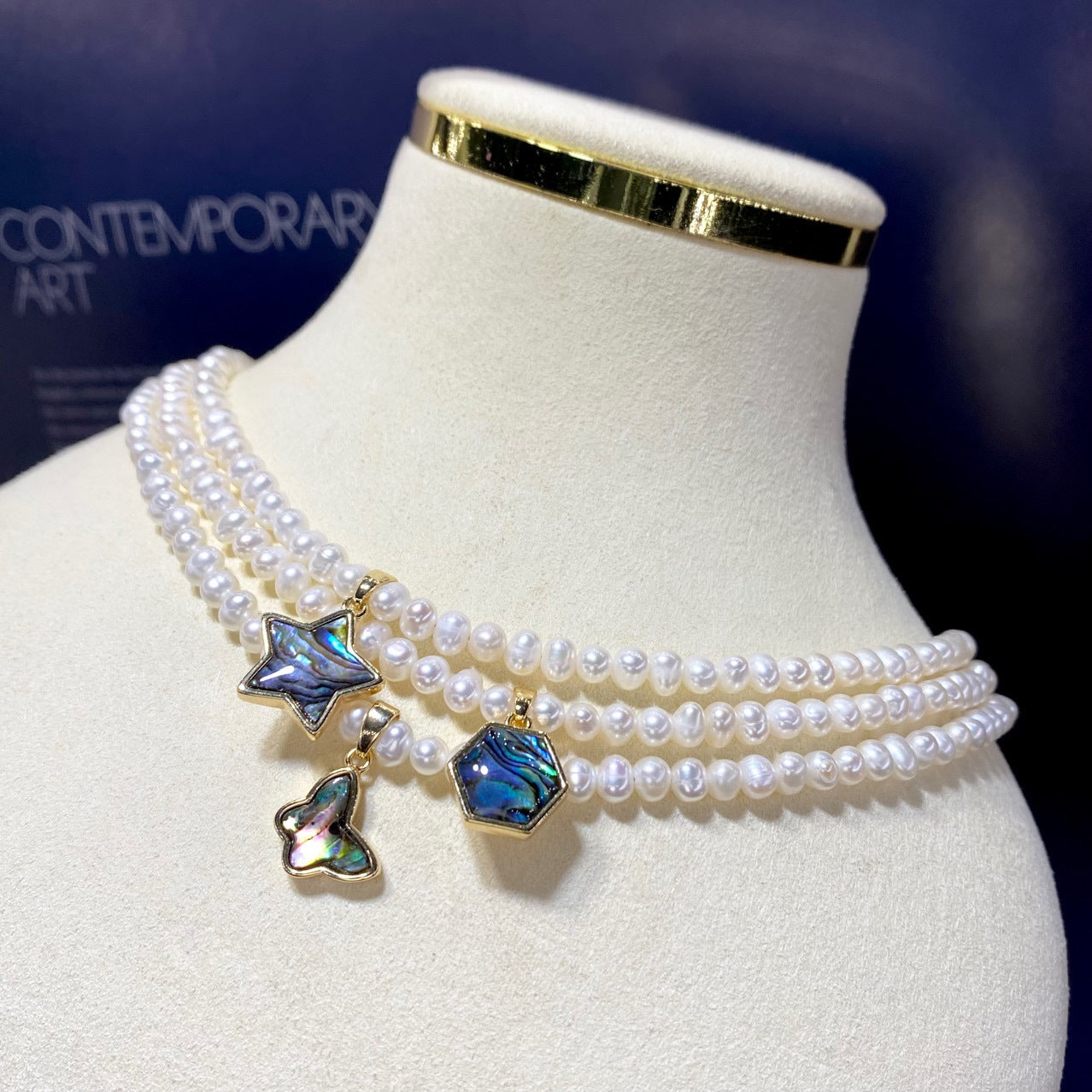 Natural Freshwater Pearl Heart Abalone Shell Pendant – Elegant Mother of Pearl Jewelry for Women