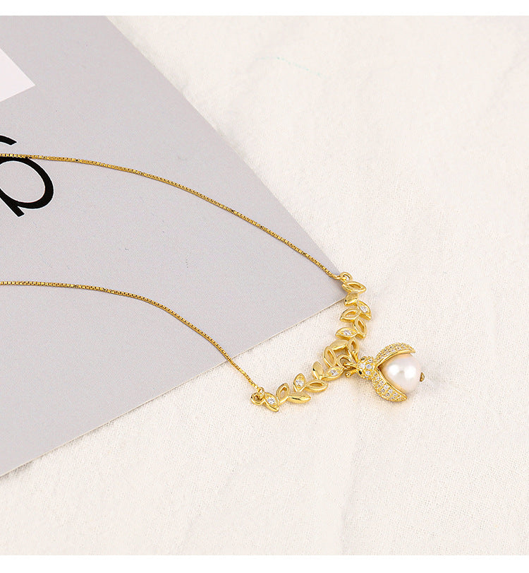 S925 Silver Baroque Pearl Seven Stars Ladybug Necklace