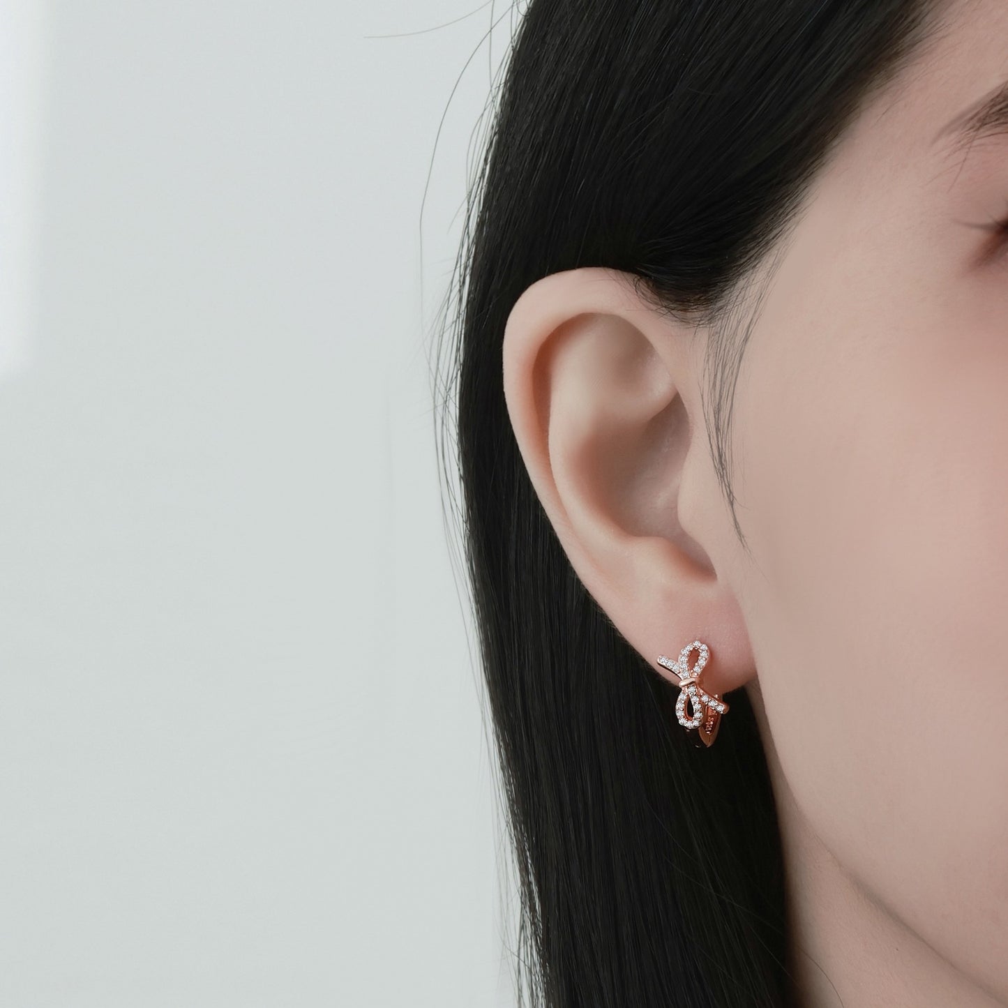 Dapaza S925 Sterling Silver Bow Earrings