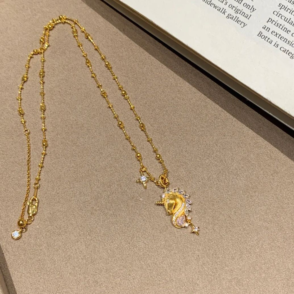 Dapaza  S925 Silver Unicorn Necklace