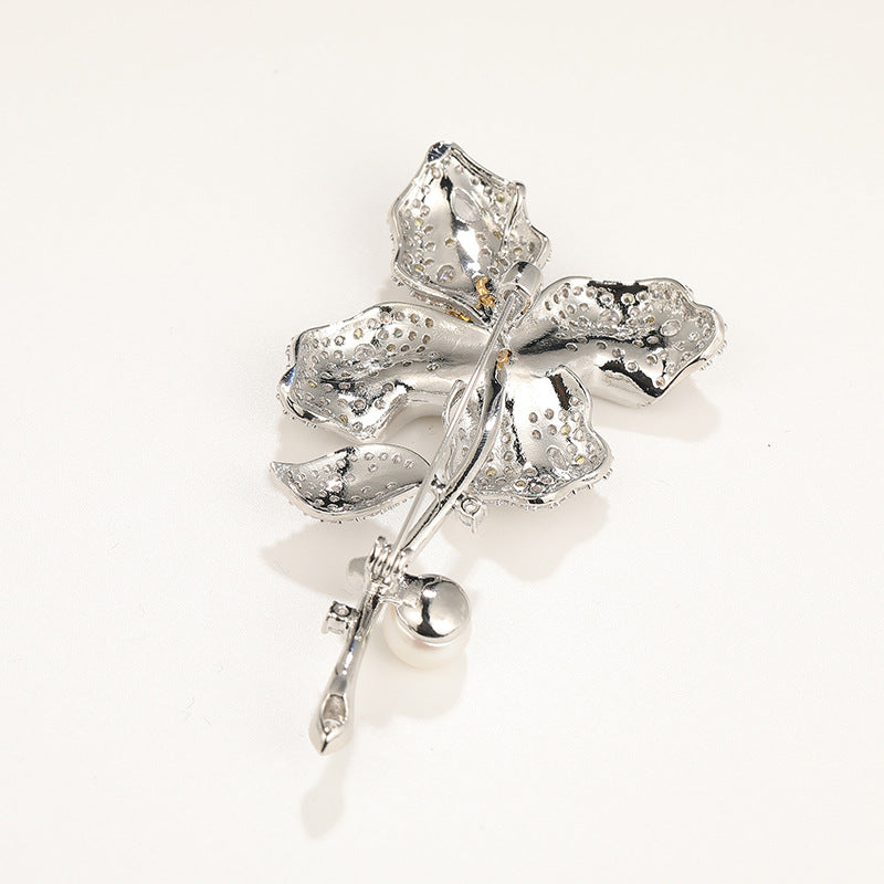 Four-leaf Flower Natural Freshwater Pearl Agate Brooch