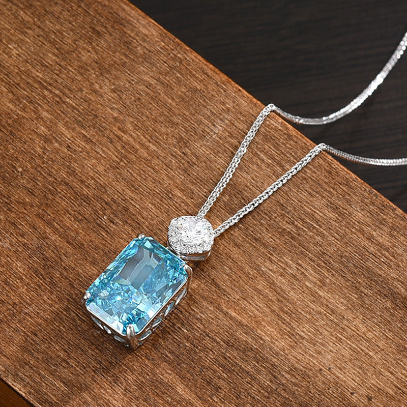 High Sense S925 Silver Necklace Natural Aquamarine Light Luxury Niche Pendant Sugar Cube Fashion High Sense Collarbone Chain