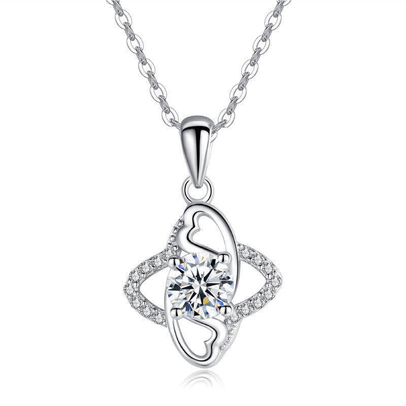 Dapaza Heart-shaped Necklace