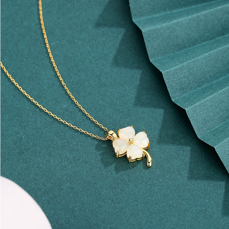Dapaza Lucky Clover Necklace