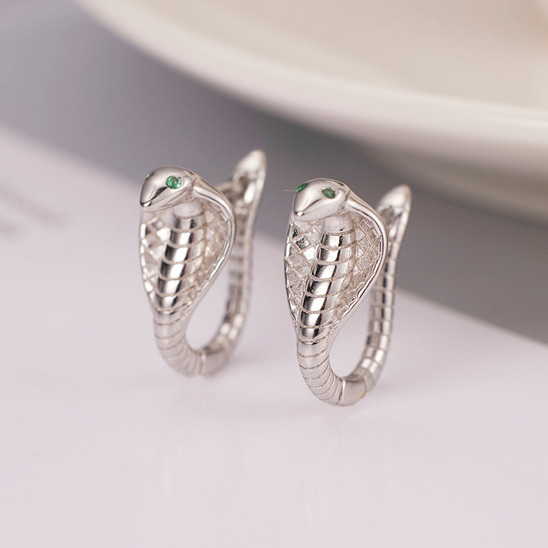 New S925 Sterling Silver Premium Cold Wind Cobra Earrings Spirit Snake Ear Buckle Male and Female Couples Ear Accessories
