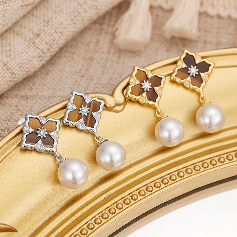 Autumn and Winter 925 Sterling Silver Medieval Matte Niche Retro Bead Lucky Grass Earrings for Women