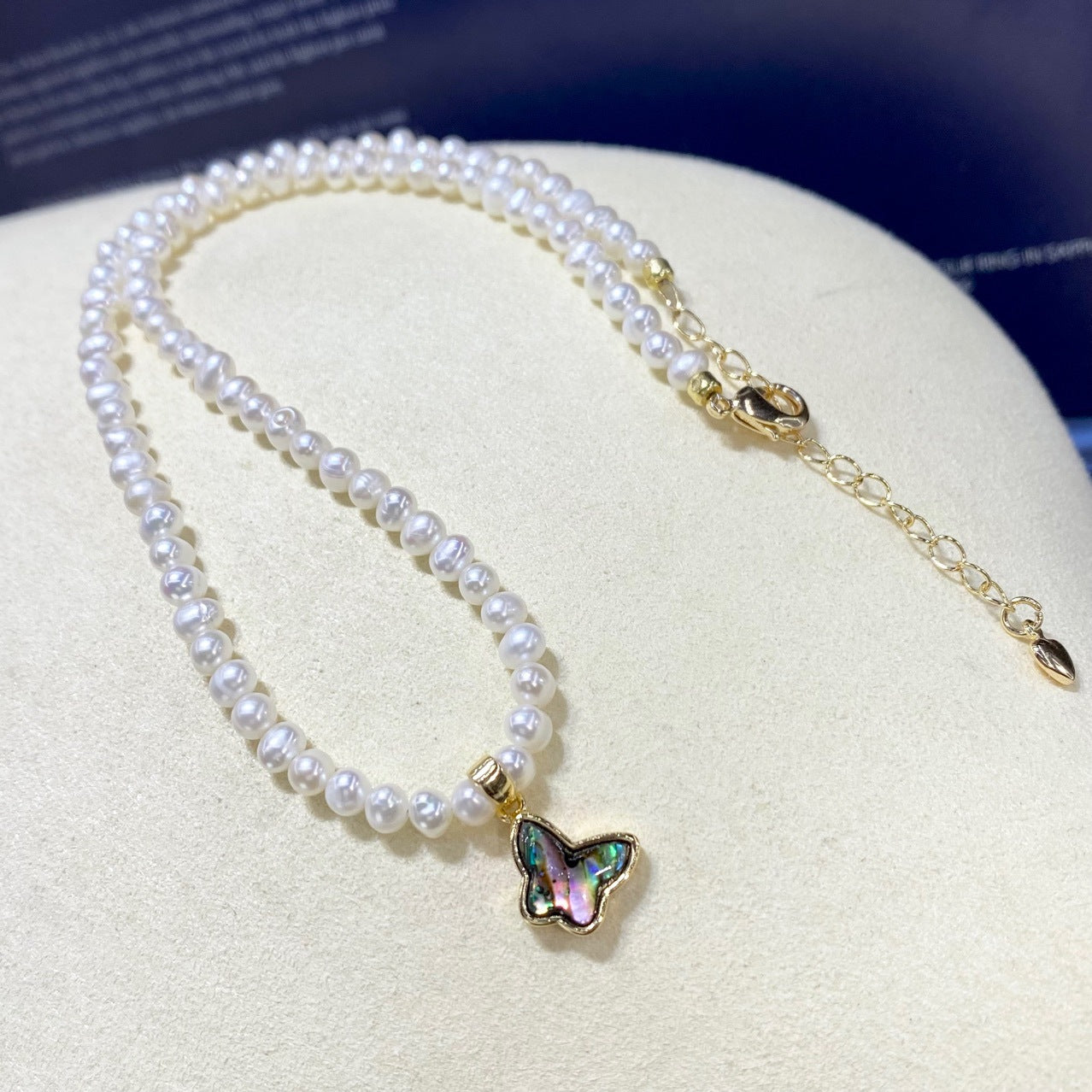 Natural Freshwater Pearl Heart Abalone Shell Pendant – Elegant Mother of Pearl Jewelry for Women