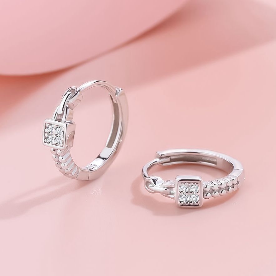 Dapaza 925 Sterling Silver Square Diamond Earrings