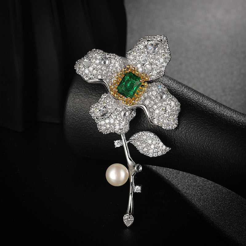 Four-leaf Flower Natural Freshwater Pearl Agate Brooch