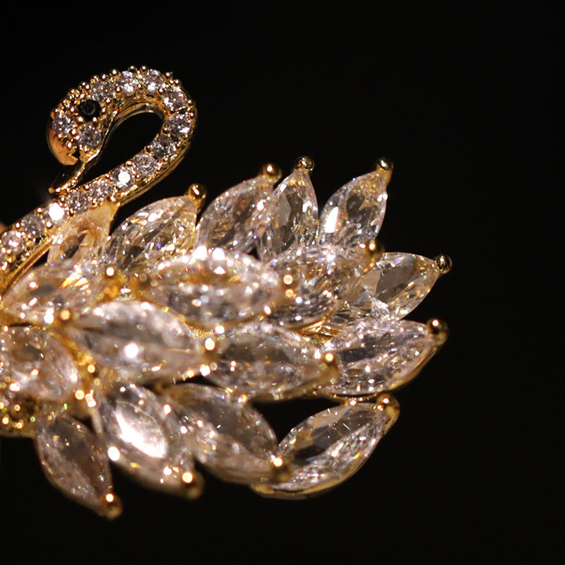 Zircon Swan Brooch Anti-light Cardigan Collar Pin