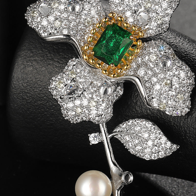 Four-leaf Flower Natural Freshwater Pearl Agate Brooch