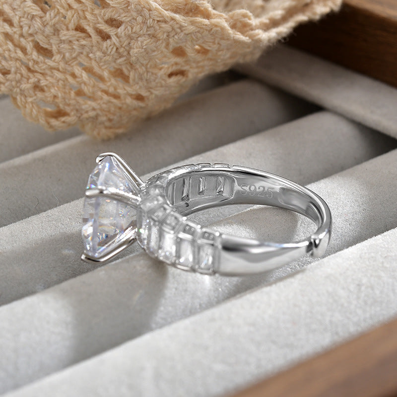 High-end French Super Flash Bright Mozzarella Diamond Large Carat Round S925 Sterling Silver Ring Light Luxury Open Women's Ring
