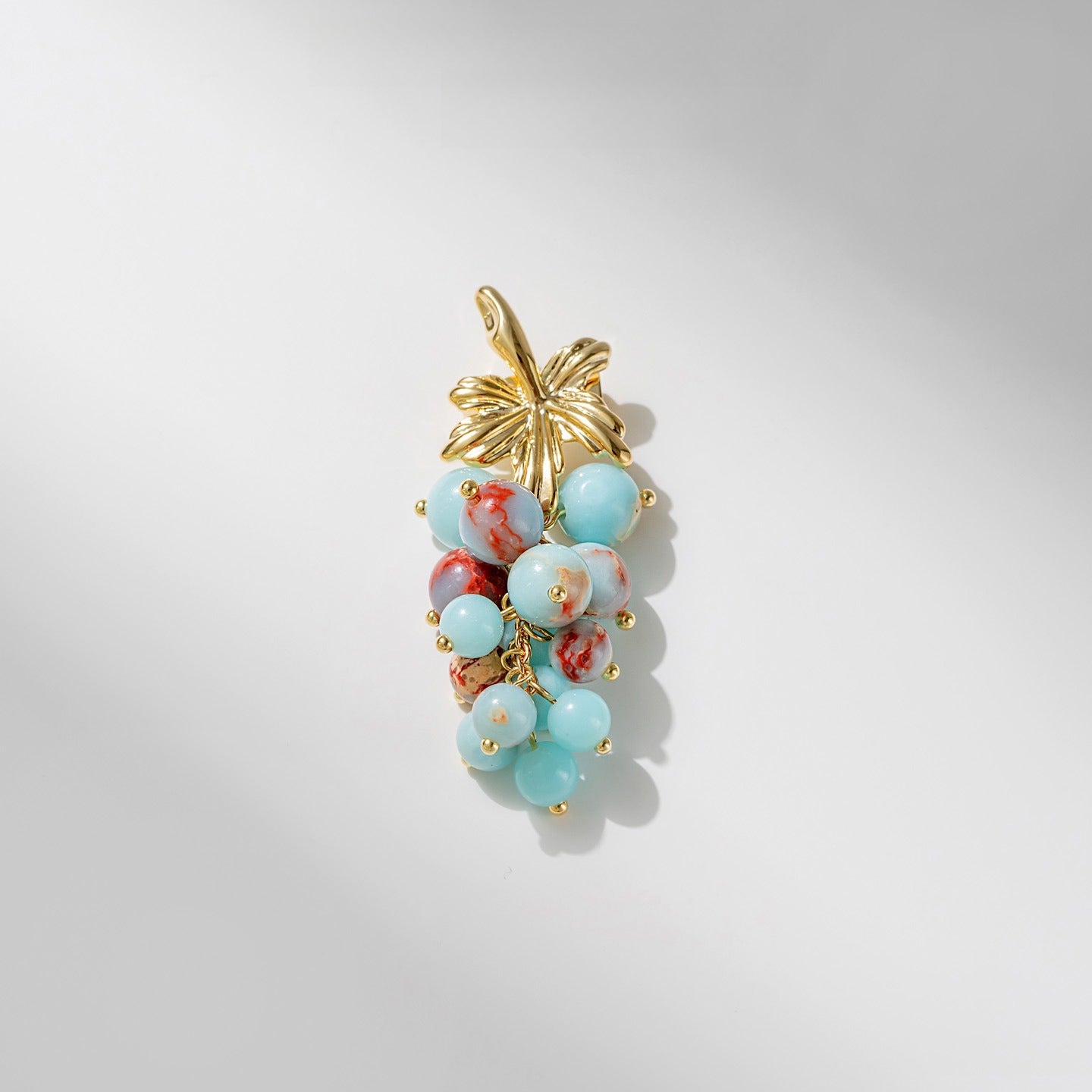 Tianhe Stone Grape Brooch Coat Anti-light Corsage Accessories