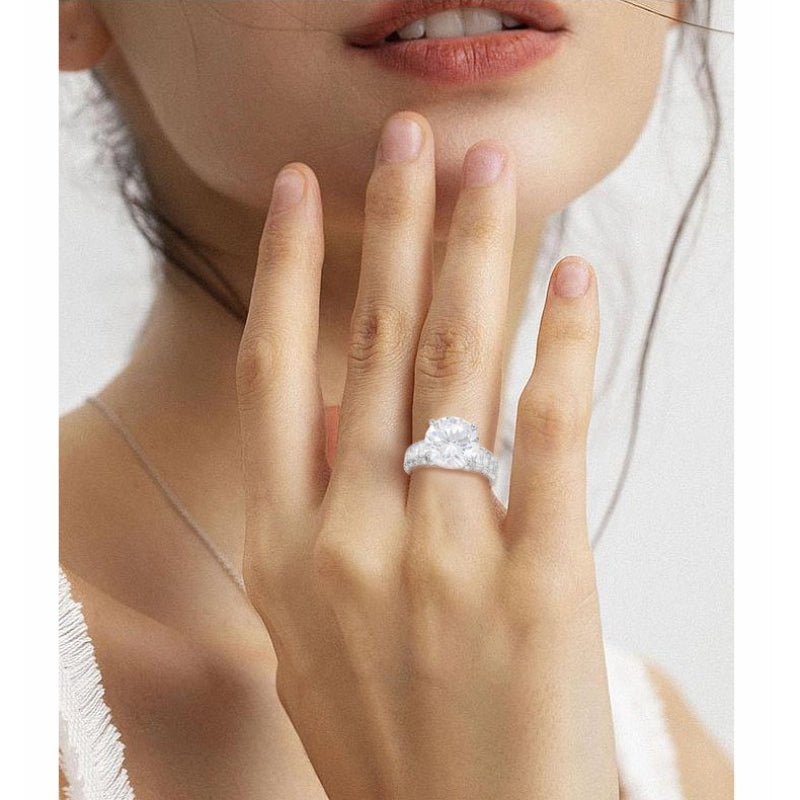High-end French Super Flash Bright Mozzarella Diamond Large Carat Round S925 Sterling Silver Ring Light Luxury Open Women's Ring