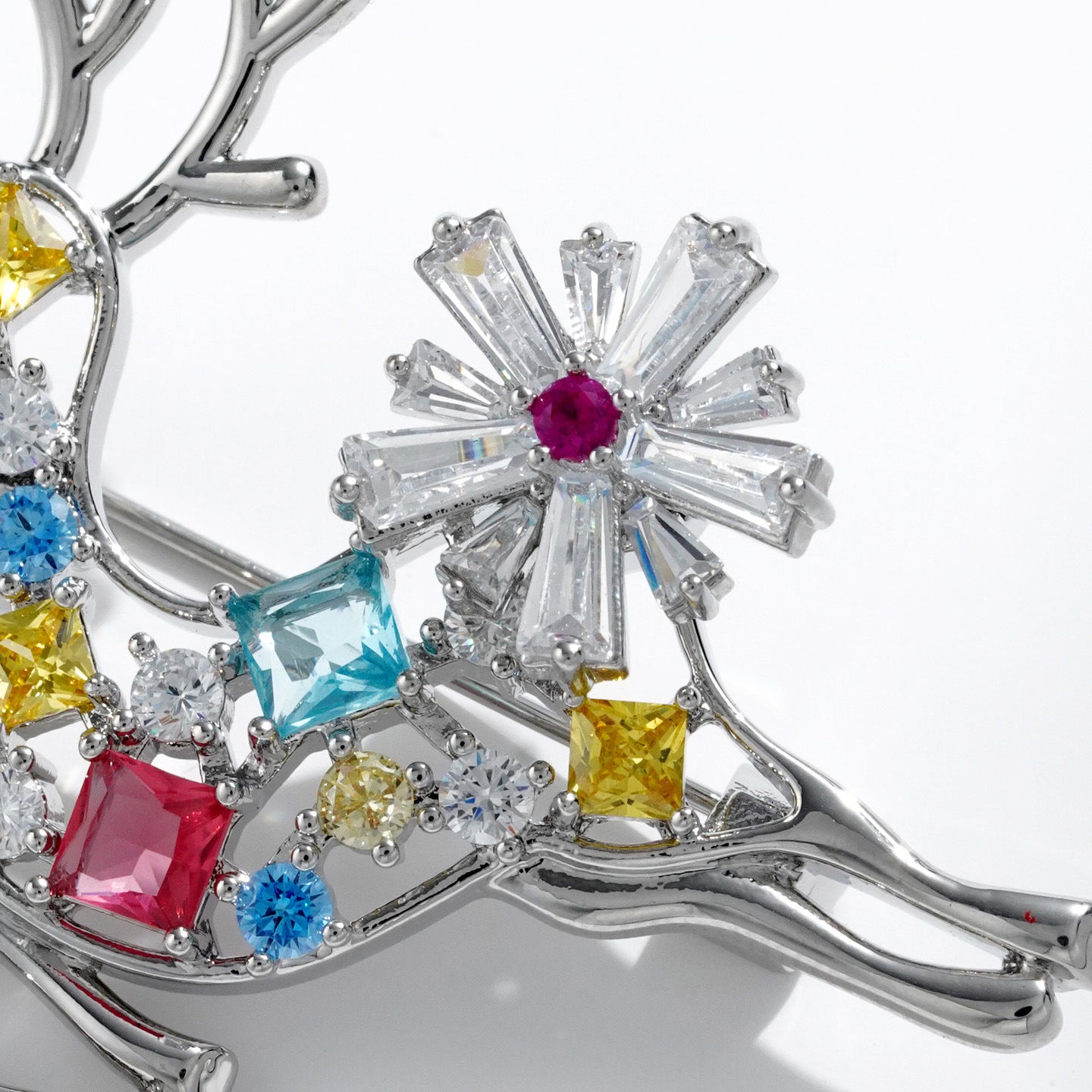 Christmas Reindeer Brooch – Colorful Zircon Holiday Elk Pin