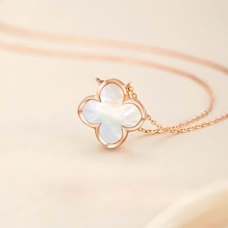 Dapaza s925 Sterling Silver Lucky Clover Necklace
