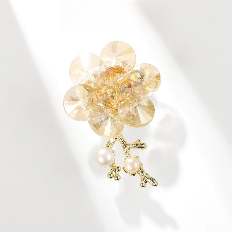 Crystal Plum Blossom Brooch Natural Freshwater Pearl Peach Blossom Pin Accessories Corsage